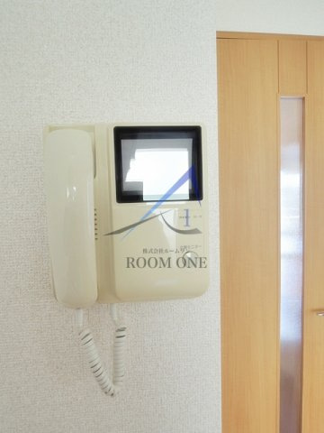 ステューディオ千歳台のセキュリティ|モニター付きインターホンです。