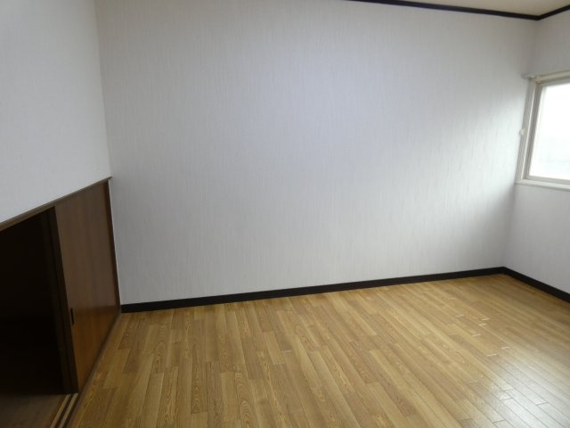 コーポ２０２の洋室
