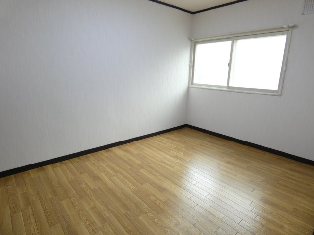 コーポ２０２の洋室