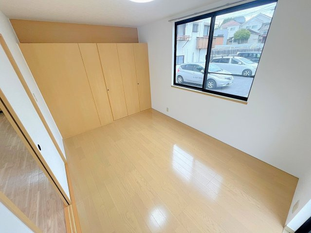 セトル・ヒロの内装