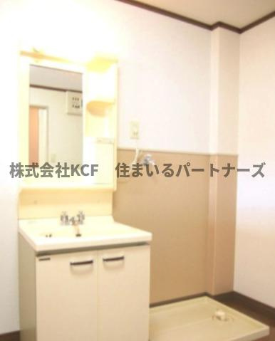 久留米市東合川３丁目の賃貸マンションの洗面所|ゆったりとスペースのある洗面所