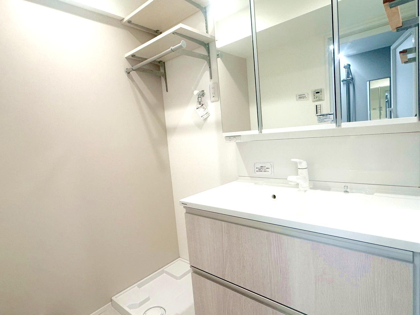 グランドメゾン西新井の独立洗面台
