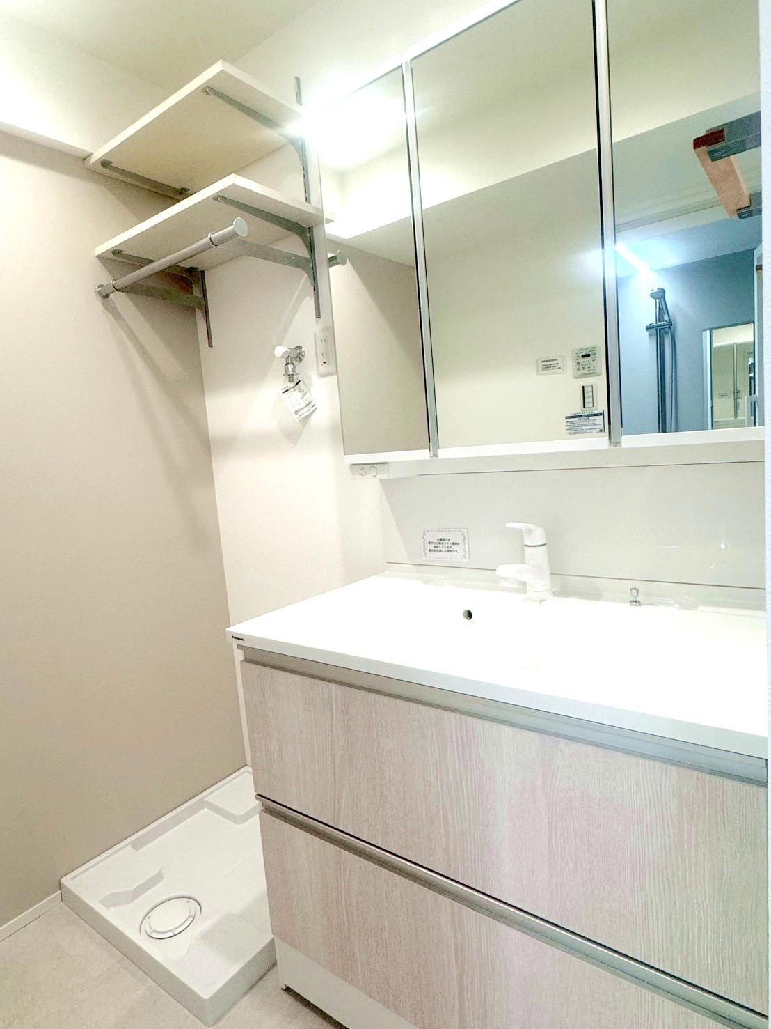 グランドメゾン西新井の独立洗面台