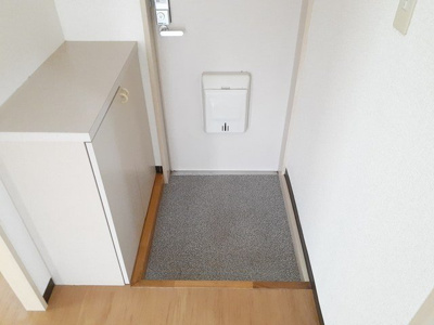 【玄関】 | イーストコート | 落ち着いた玄関です