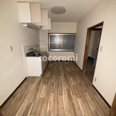 宮野町戸建の洋室