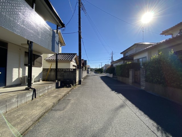 フェリーチェの周辺