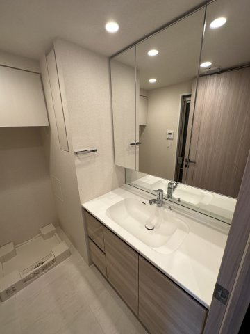 川崎市多摩区登戸の賃貸マンションの洗面所