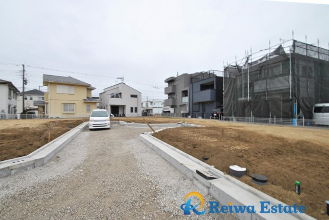 売地　茅ヶ崎市今宿の前面道路含む現地写真