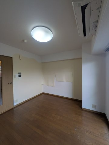 コスモコートの居間・リビング