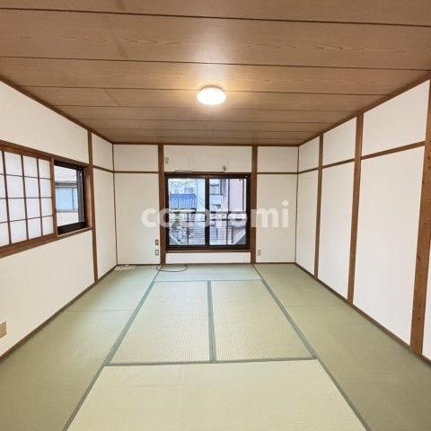 宮前町車庫付き　戸建ての和室