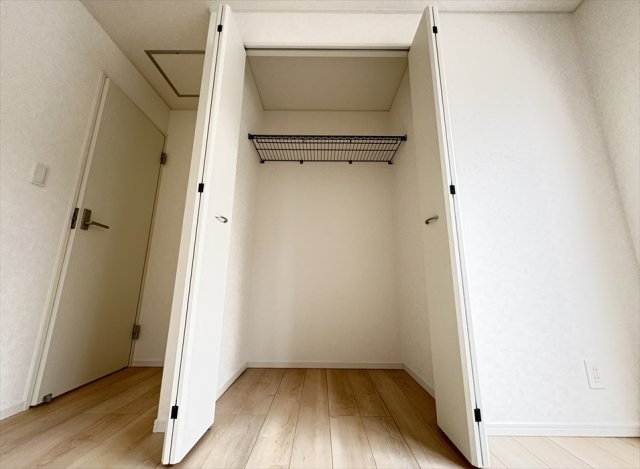 【収納】 | 朝霞市宮戸3丁目　新築一戸建住宅　全16棟　(志木本店) | 便利な網棚つきのクローゼット