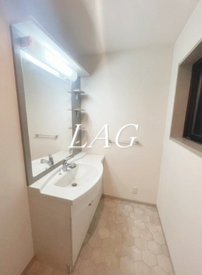 【洗面所】 | 曲本貸家 | 洗面台です。