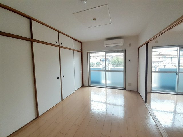 シュロスアリノの居間・リビング|おしゃれな内装です