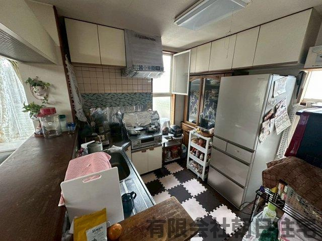 【キッチン】 | 西川津町中古戸建兼店舗事務所 | お料理しやすいキッチンです