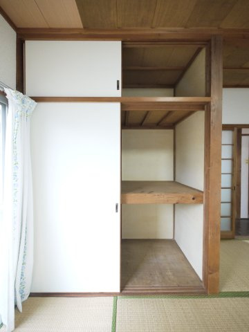 高柳西町貸家の収納