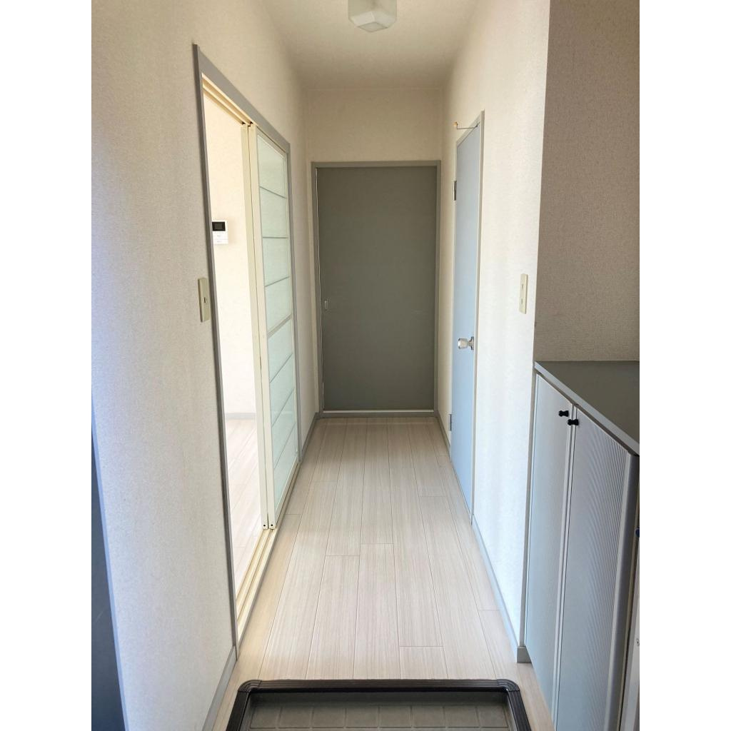 サンビレッジ浜野Ｃ棟の玄関