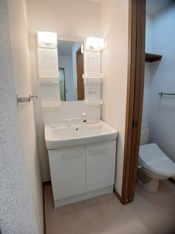 エスメラルダ三浜の洗面所