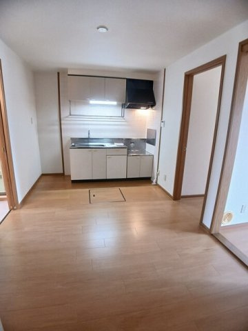 エスメラルダ三浜の内装