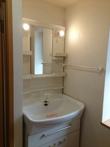 ニューハイツ冨士Ａの洗面所