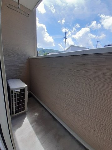 ハーモニーツネヤマのバルコニー