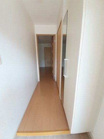 ハーモニーツネヤマの玄関