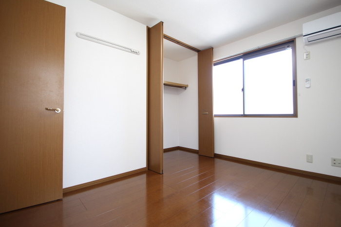 リビングタウン旭川　E棟の収納