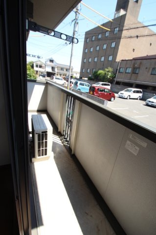 リビングタウン旭川　E棟のバルコニー