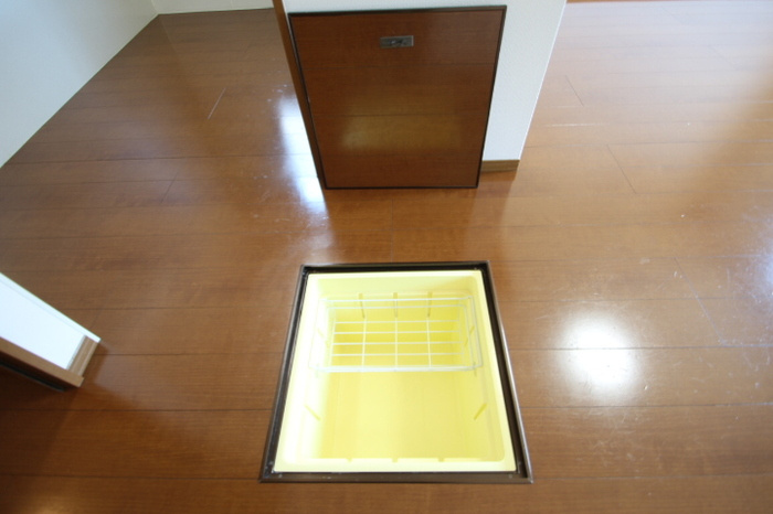 リビングタウン旭川　E棟の設備