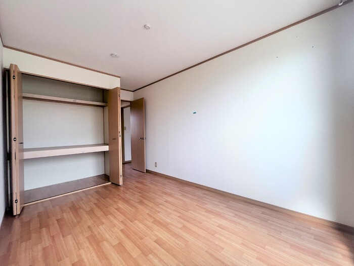 ヴィラ　ジャスティス　Bの寝室