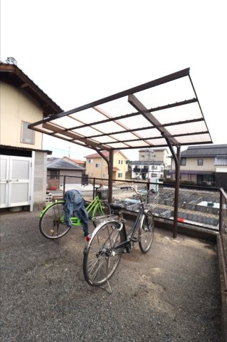 コートウィスタリア