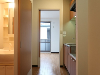 【玄関】 | ペディガーデン一番館