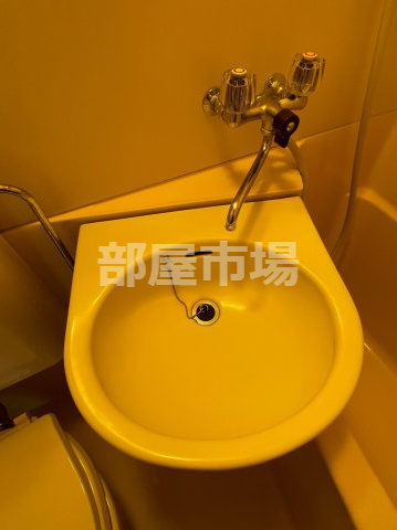 パシフィックパレス池の端の洗面所