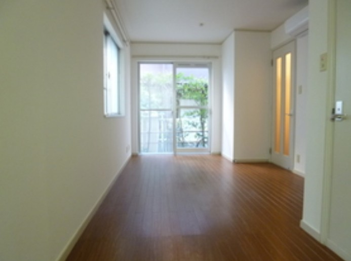 【居間・リビング】