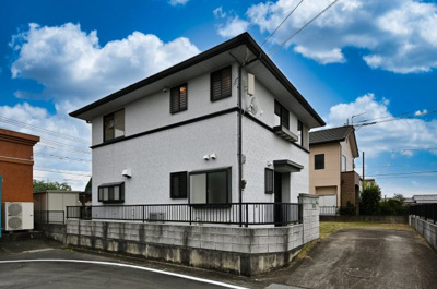 【外観】 | 太田市新田上江田町　中古住宅 | 内装クリーニング済みのきれいな物件です！
ぜひ一度ご見学ください！