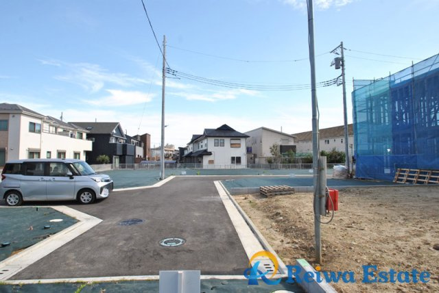 売地　茅ヶ崎市今宿の前面道路含む現地写真