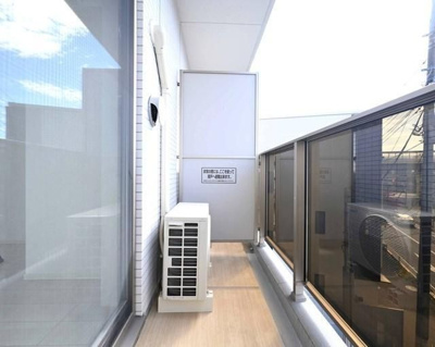 【バルコニー】 | LUNIQ高島平 | 暖かな日差しのふりそそぐバルコニー