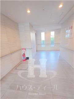 【ロビー】 | LUNIQ高島平 | 建物の内部です