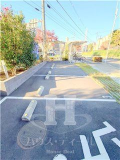 【駐車場】 | LUNIQ高島平 | 駐車場があります