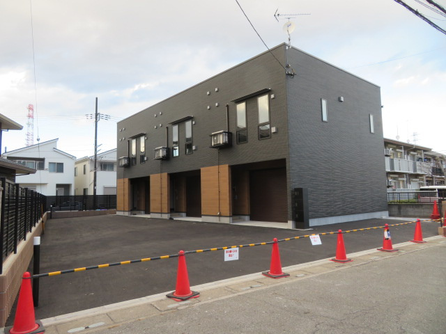 さいたま市南区曲本１丁目の倉庫の外観