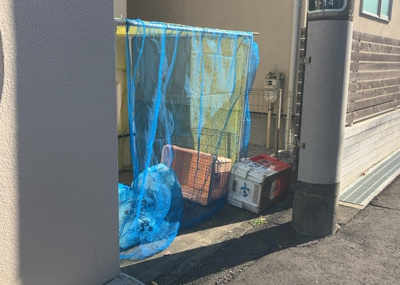 【設備】 | エル山王 | 共有部分は、住民なら誰もが使える設備のこと。例えば駐車場やエレベーター、インターネット設備、セキュリティ設備などがあります。他にも、マンションの廊下・外部階段やエントランス・ゴミ置き場などがあります。