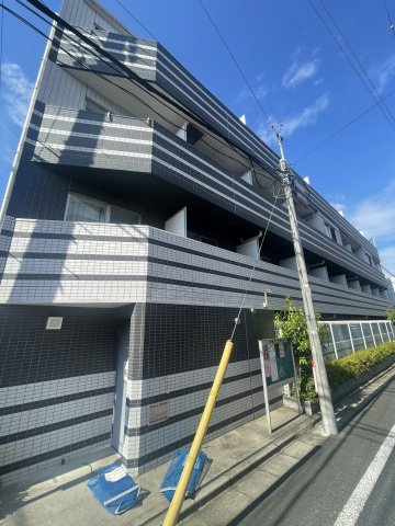 PREMIUM CUBE中野新橋の外観