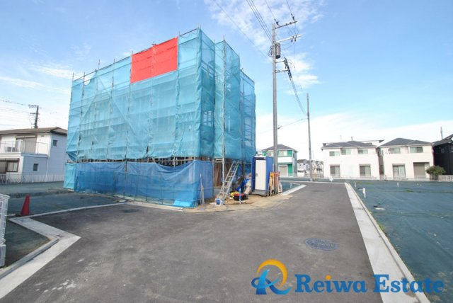 売地　茅ヶ崎市今宿の前面道路含む現地写真