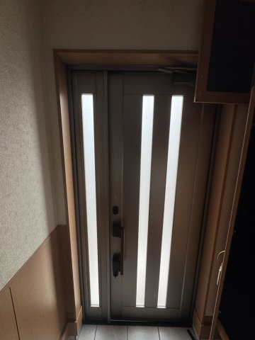 相模原市南区新戸字五味ヶ谷 中古一戸建ての玄関