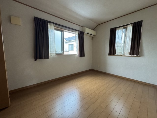 相模原市南区新戸字五味ヶ谷 中古一戸建ての洋室