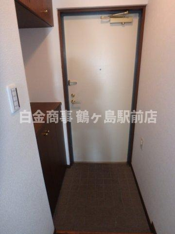 ダイアパレス坂戸の玄関
