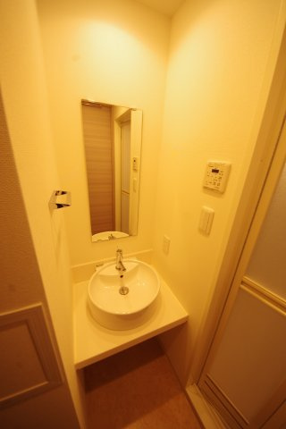 【洗面所】