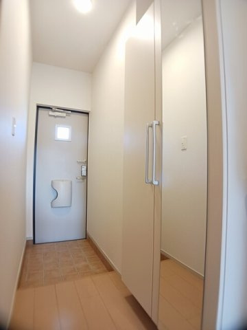 フォンターナ・ピューレの玄関|ゆったりとした玄関です