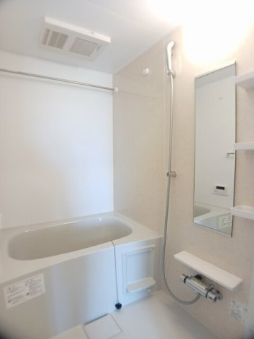 オーガスタの浴室|コンパクトで使いやすいお風呂です