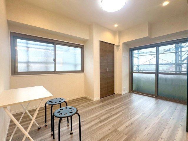 パーソナルハイツ飛鳥山の洋室