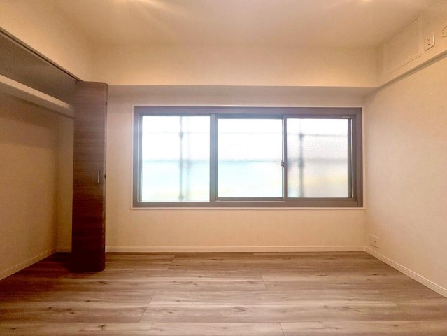 パーソナルハイツ飛鳥山の洋室